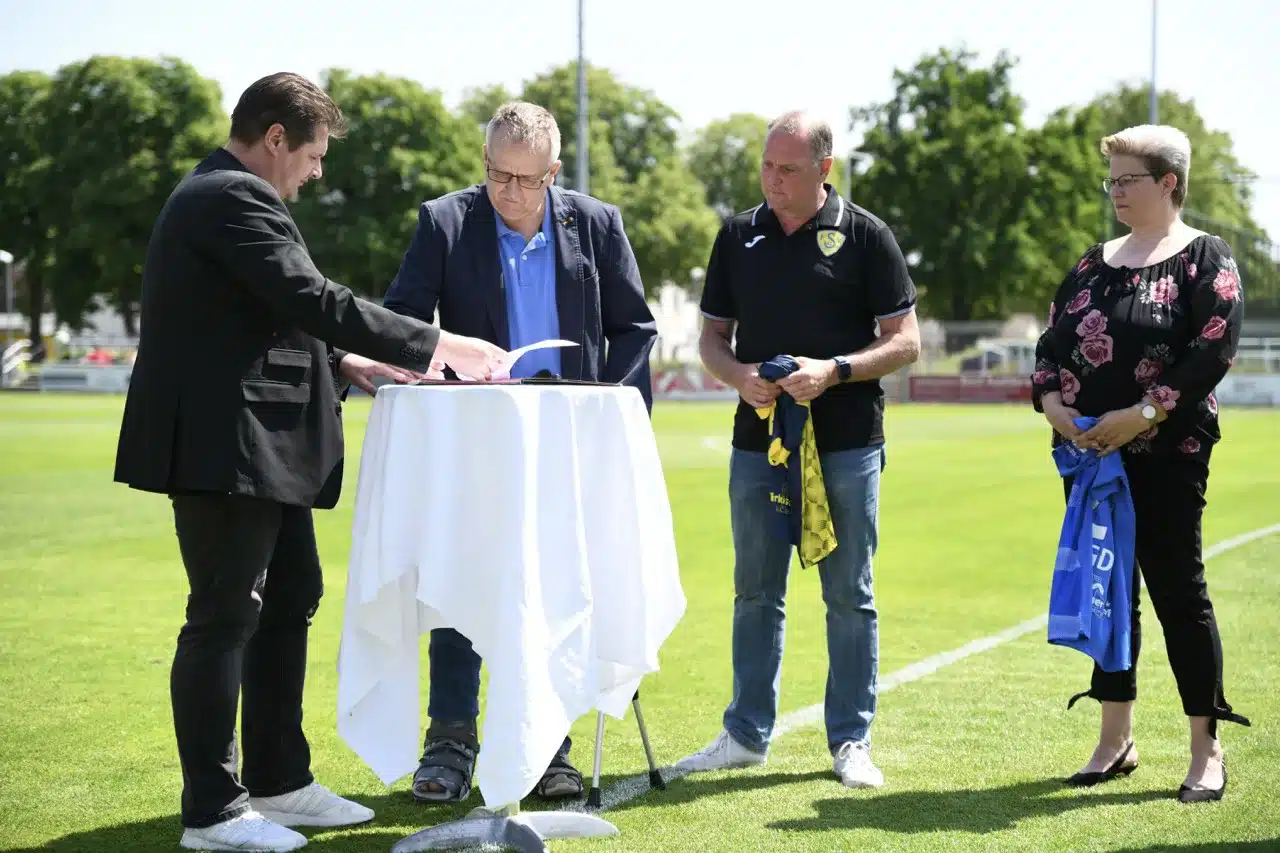 Hotel Märkischer Hof weitet Sponsoring beim FSV aus 2