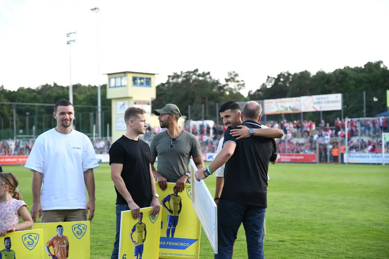 Verabschiedung verdienstvoller Spieler 8 Verabschiedung verdienstvoller Spieler 8