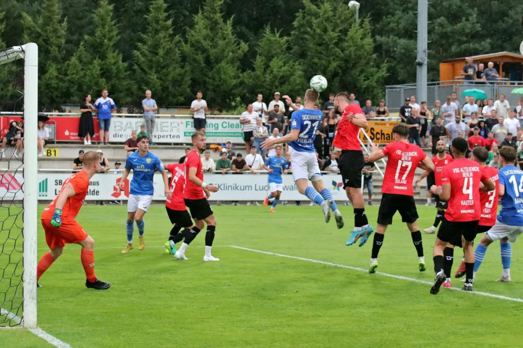 Die VSG Altglienicke für den FSV 63 eine Nummer zu groß 10