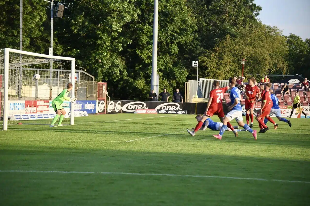 Arbeitssieg der berufstätigen Luckenwalder Regionalligakicker 3