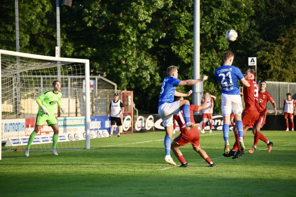 Arbeitssieg der berufstätigen Luckenwalder Regionalligakicker 13