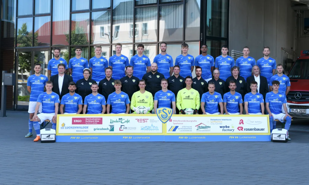 2023 Mannschaftsfoto Regionalliga FSV 63 Luckenwalde