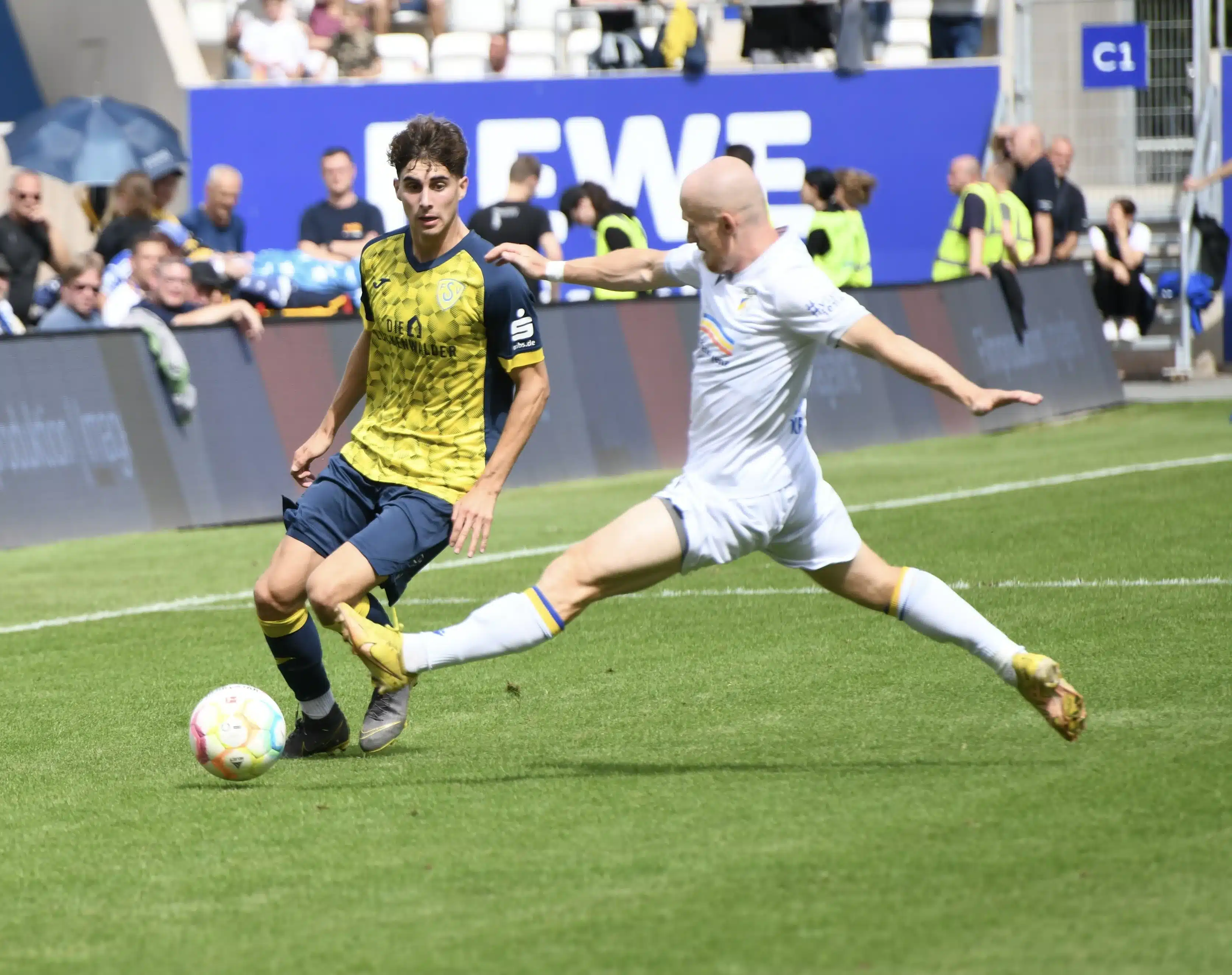 FSV 63 baut den FC Carl Zeiss Jena auf 8 FSV 63 baut den FC Carl Zeiss Jena auf 8