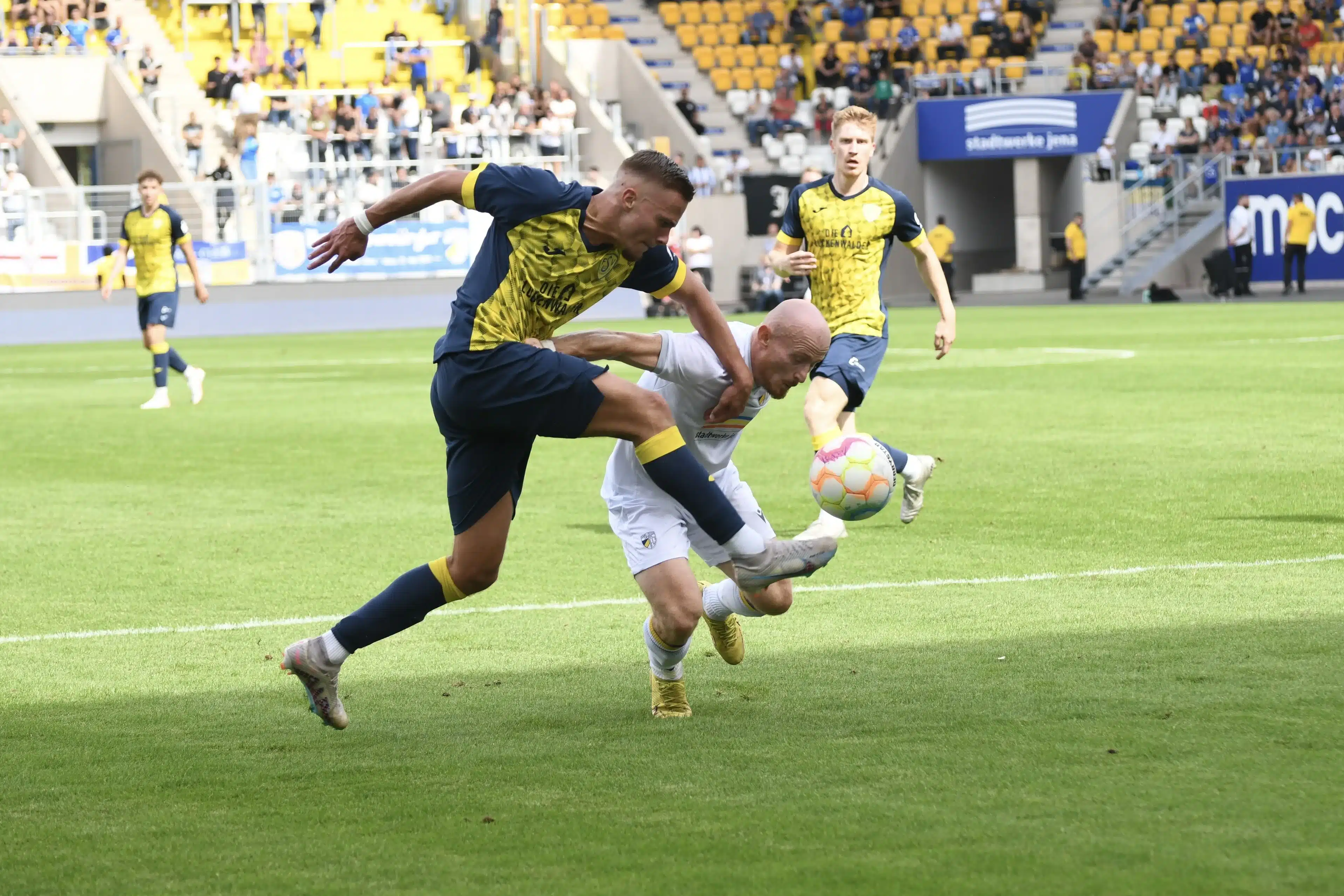 FSV 63 baut den FC Carl Zeiss Jena auf 18 FSV 63 baut den FC Carl Zeiss Jena auf 18
