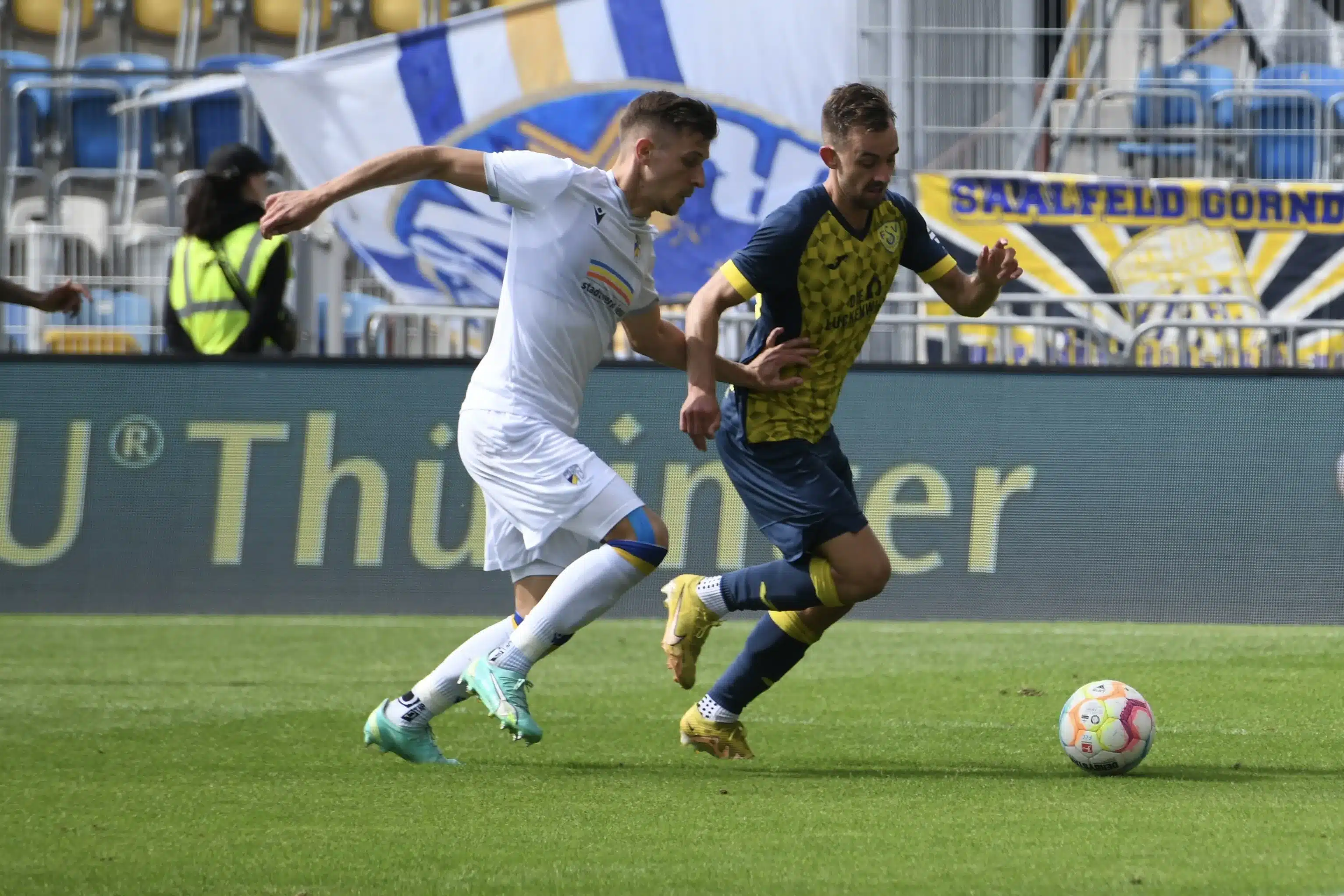 FSV 63 baut den FC Carl Zeiss Jena auf 24 FSV 63 baut den FC Carl Zeiss Jena auf 24