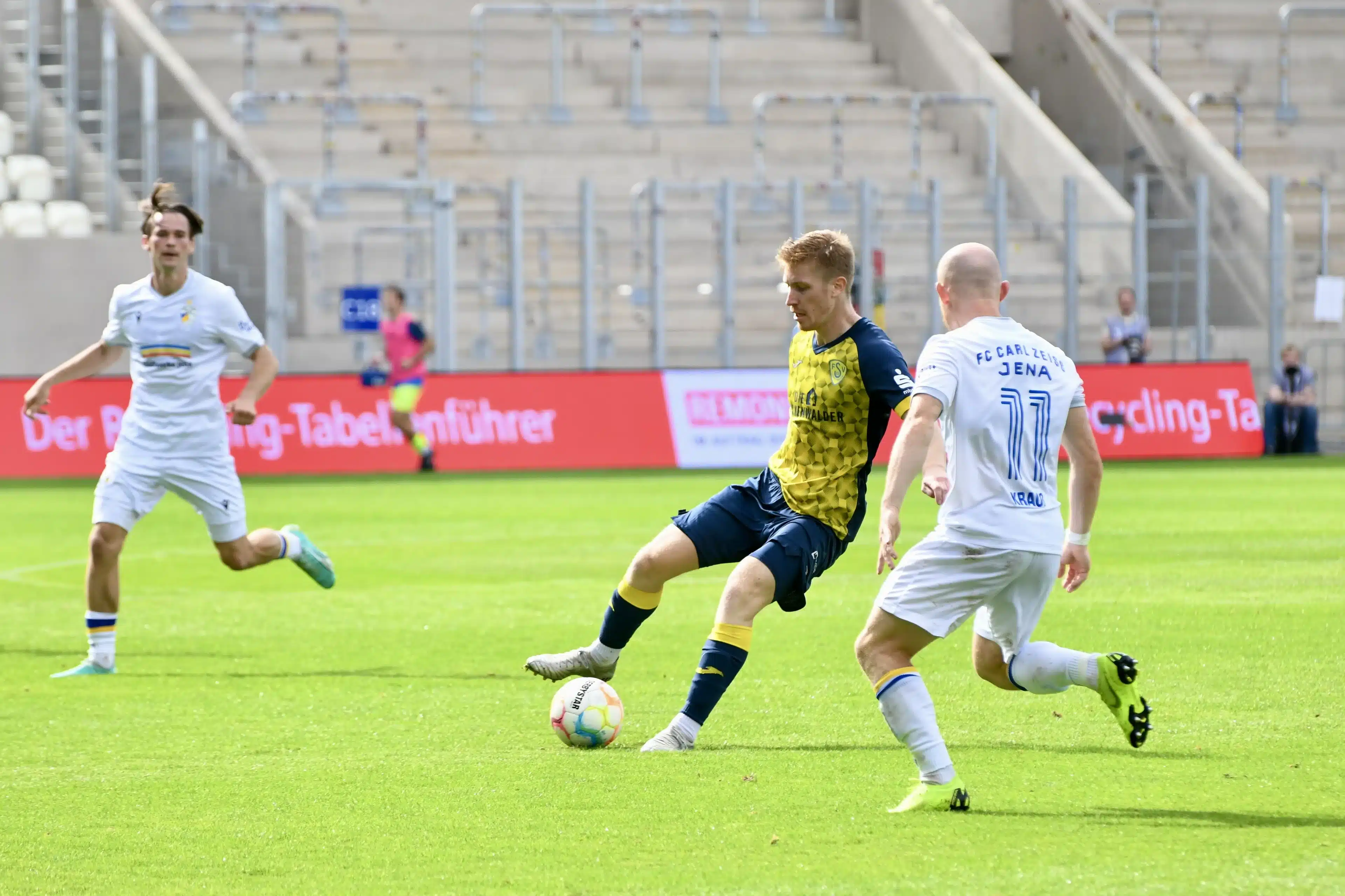FSV 63 baut den FC Carl Zeiss Jena auf 25 FSV 63 baut den FC Carl Zeiss Jena auf 25