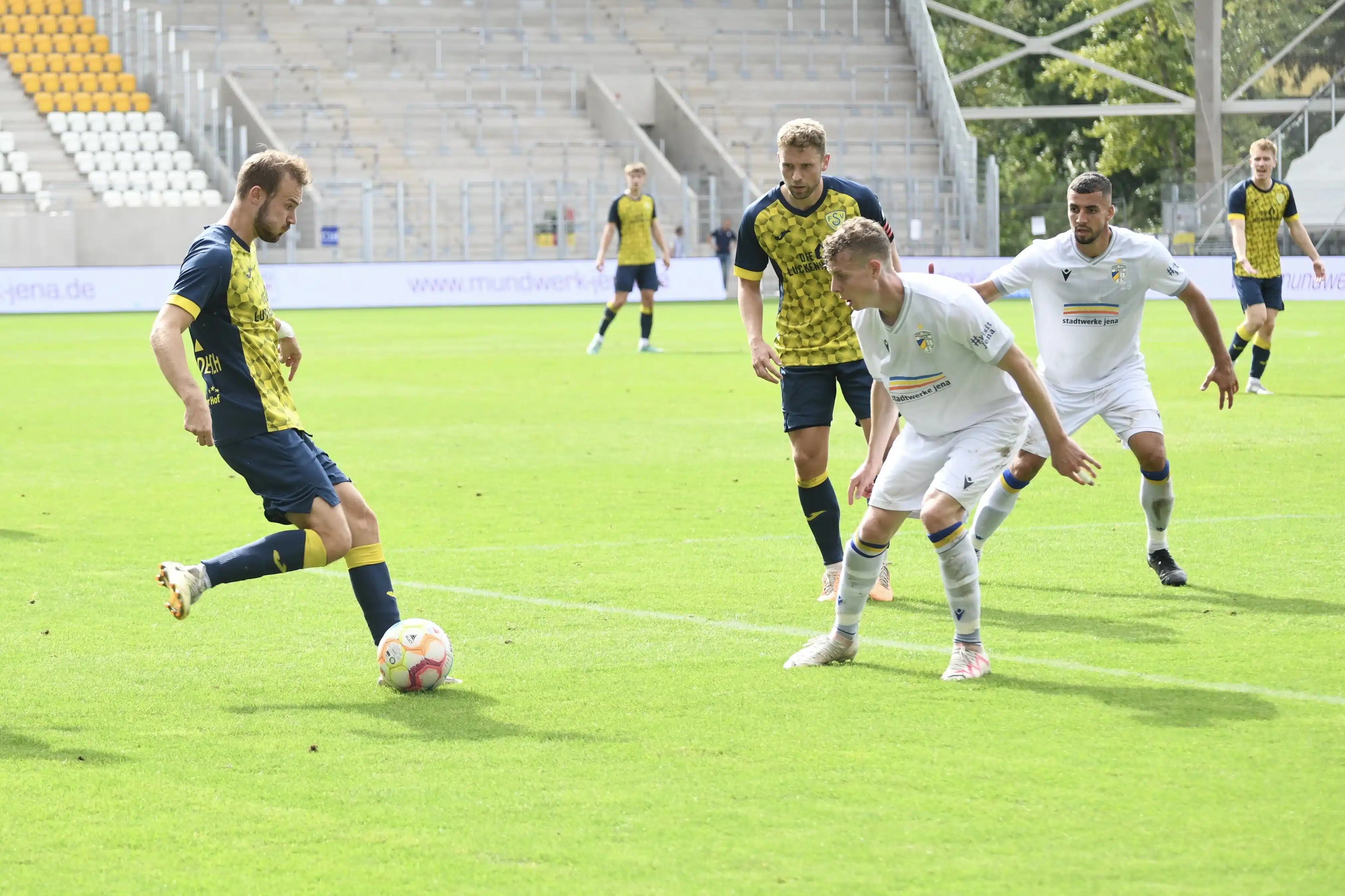 FSV 63 baut den FC Carl Zeiss Jena auf 32 FSV 63 baut den FC Carl Zeiss Jena auf 32