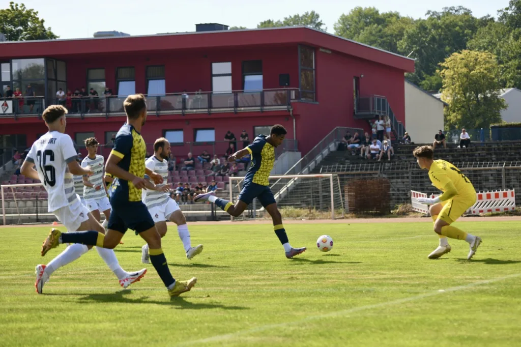 Pflicht in gut zwanzig Minuten der zweiten Halbzeit erfüllt 33