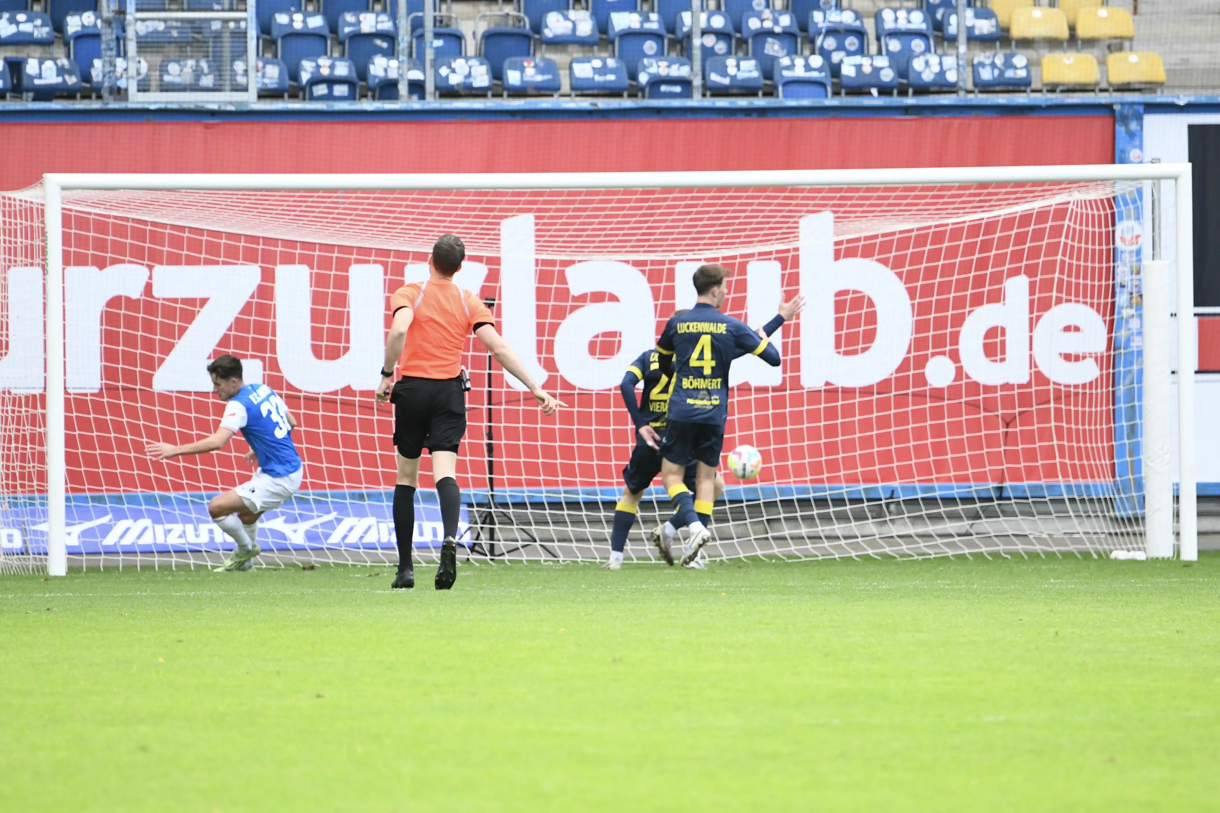 Hansa-Reserve zu Gast im Seele 1