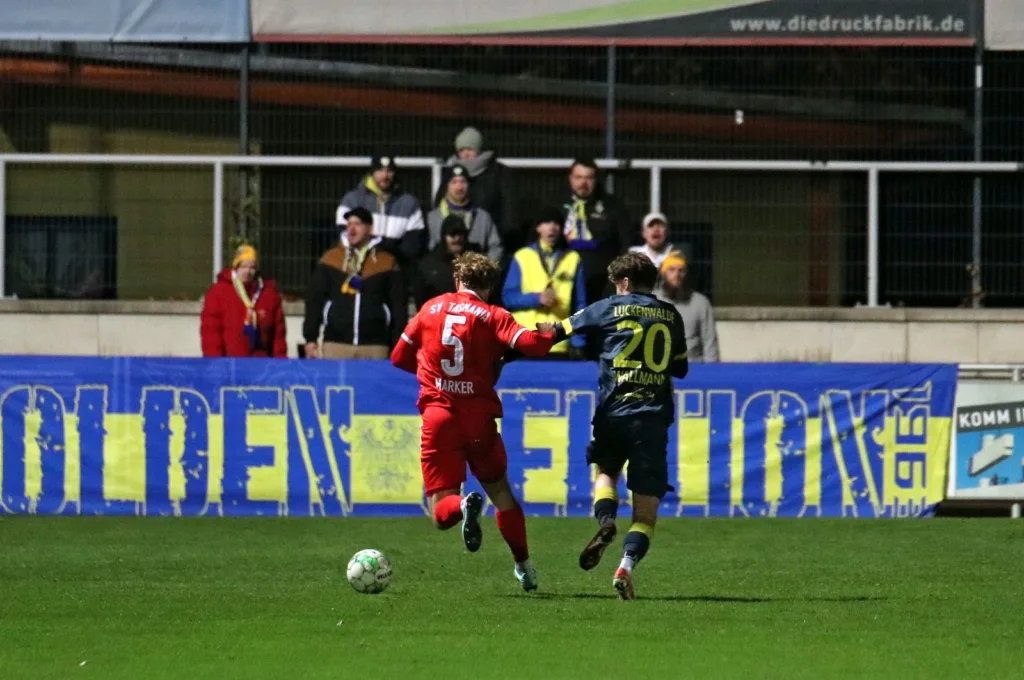 Freitagabendduell mit zahlreichen Testspielern 9 Freitagabendduell mit zahlreichen Testspielern 9