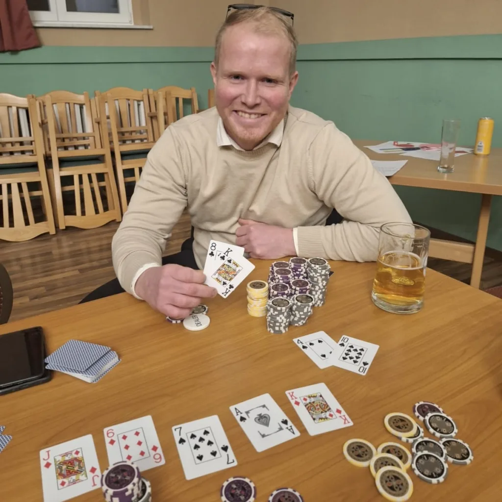 Poker- und Skatturnier im Sportlertreff 8