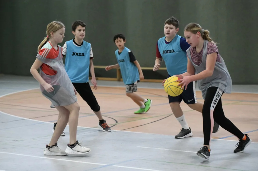 Kooperation mit dem Brandenburgischen Basketball-Verband 5 Basketball