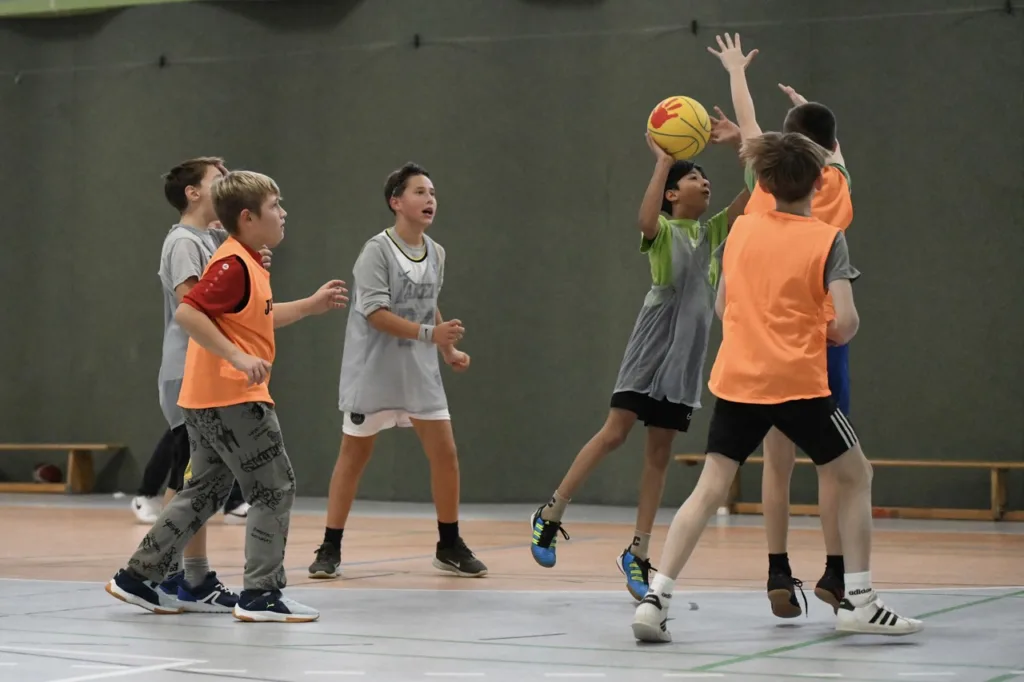 Kooperation mit dem Brandenburgischen Basketball-Verband 7 Basketball