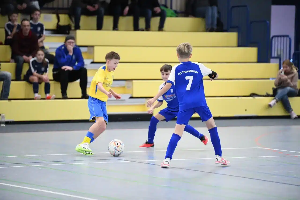 Stahl Brandenburg gewinnt by MIKA-Cup 2 Stahl Brandenburg gewinnt by MIKA-Cup 2