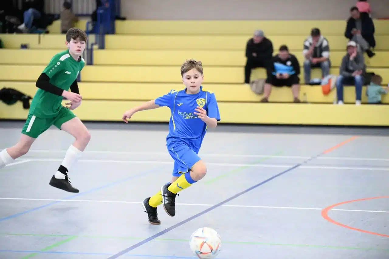 Stahl Brandenburg gewinnt by MIKA-Cup 8 Stahl Brandenburg gewinnt by MIKA-Cup 8