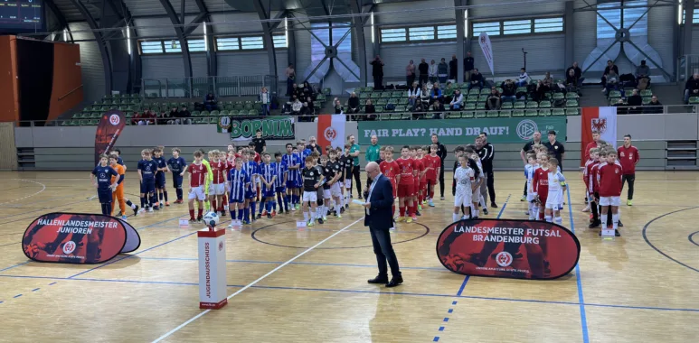 D2-Junioren in der Endrunde der Futsal-Landesmeisterschaft in Cottbus 1