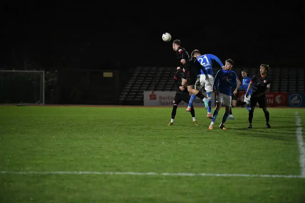 Bittere Niederlage beim Berliner AK 7