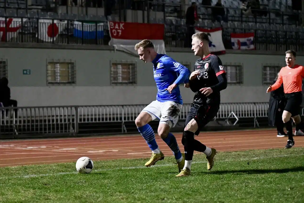 Bittere Niederlage beim Berliner AK 17