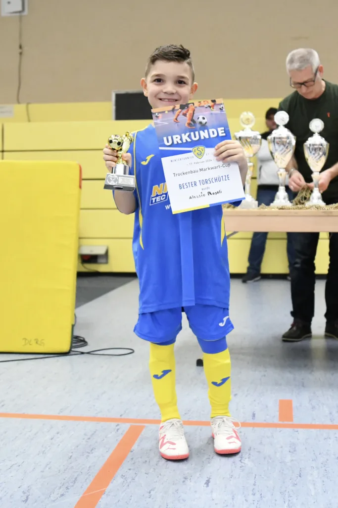 Blaues FSV-Team gewinnt Trockenbau Markwart-Cup 45