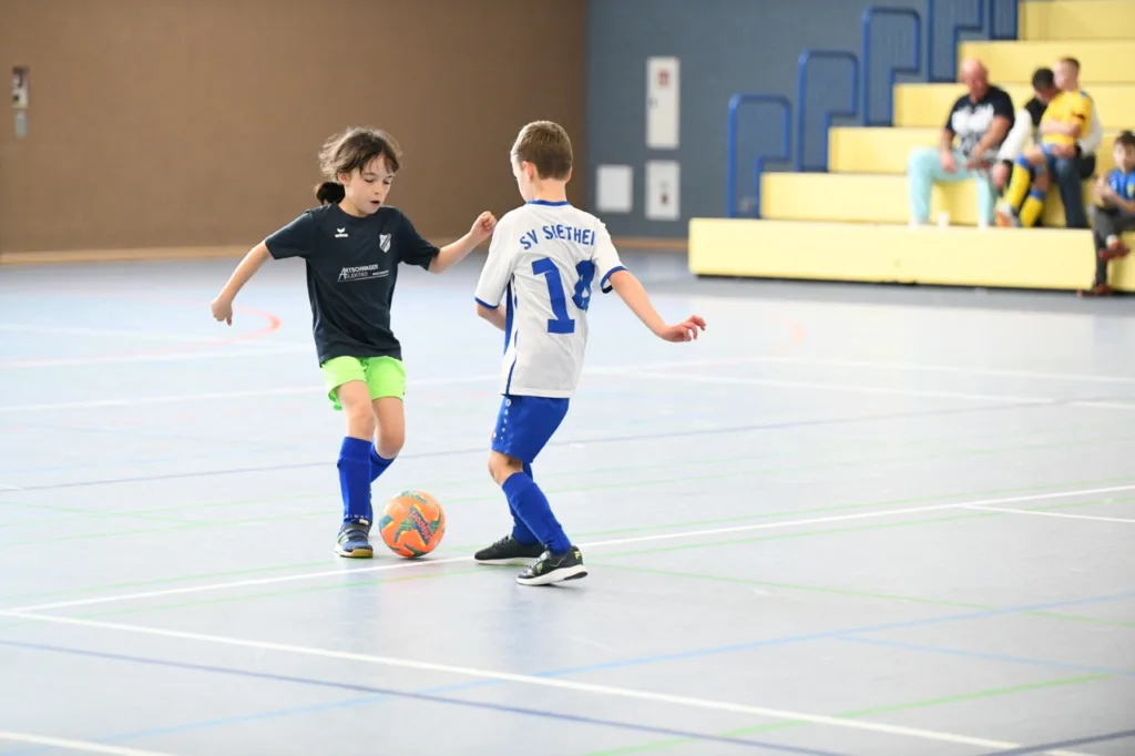 Blaues FSV-Team gewinnt Trockenbau Markwart-Cup 23