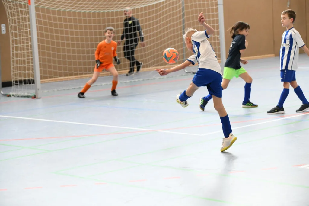 Blaues FSV-Team gewinnt Trockenbau Markwart-Cup 22
