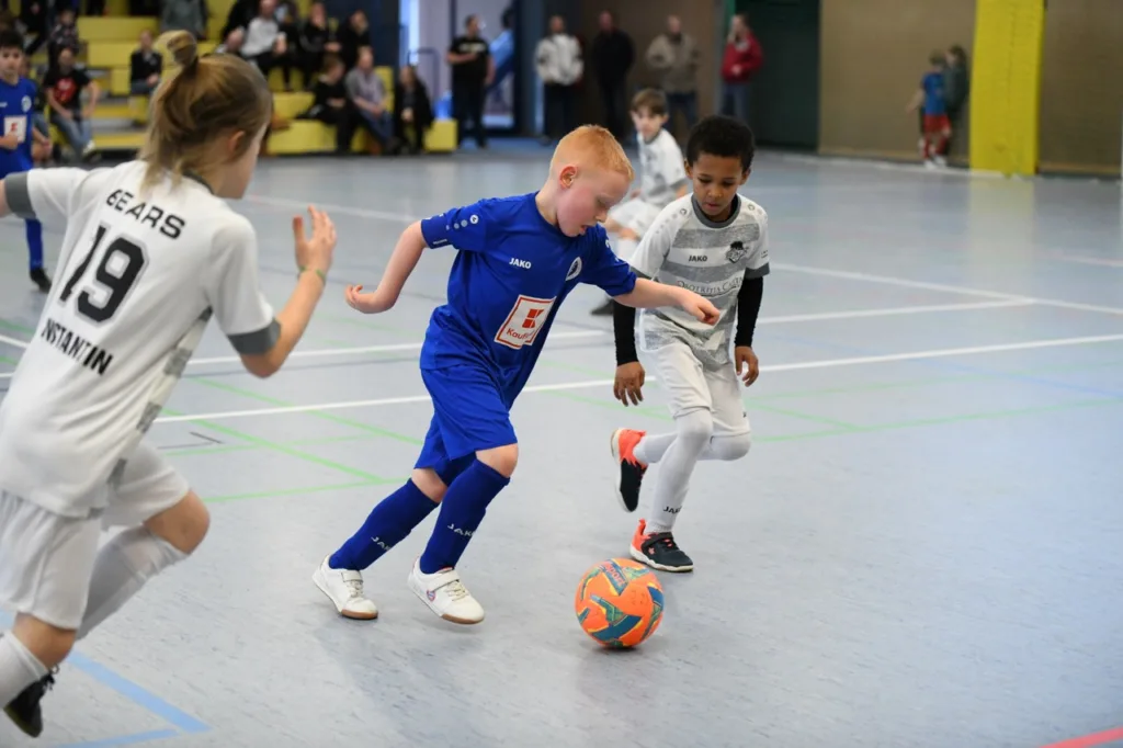 Blaues FSV-Team gewinnt Trockenbau Markwart-Cup 18