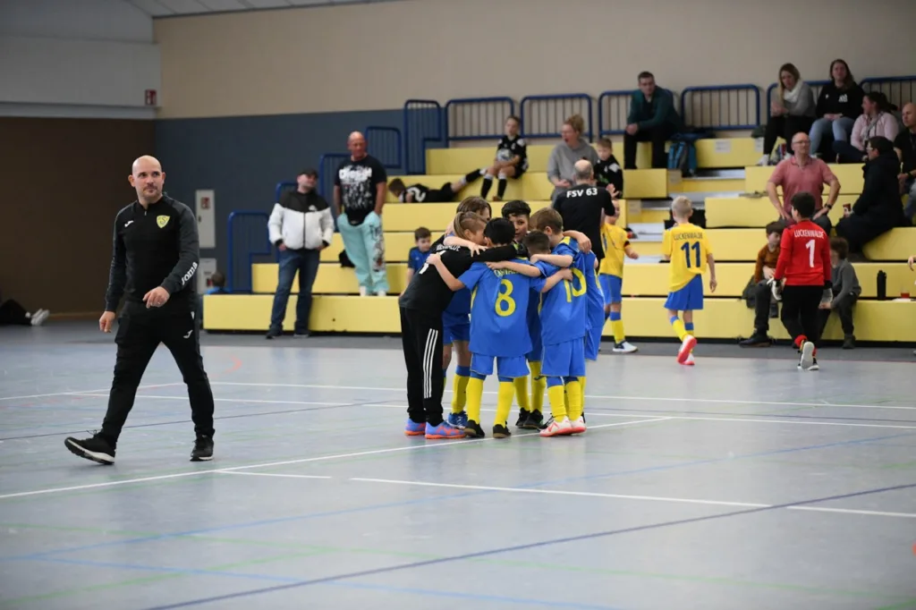 Blaues FSV-Team gewinnt Trockenbau Markwart-Cup 12