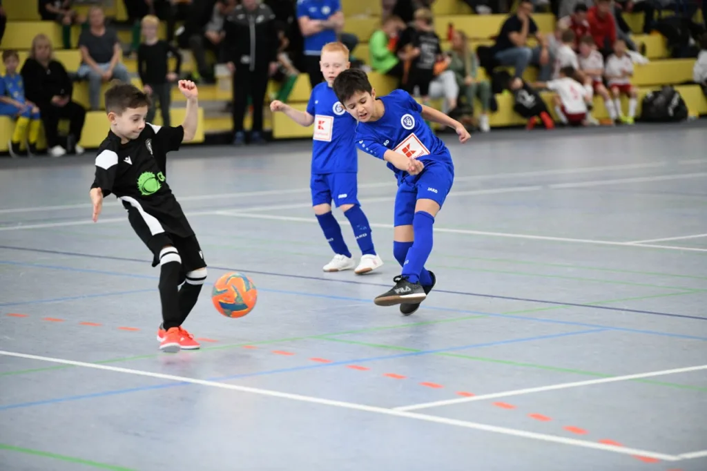 Blaues FSV-Team gewinnt Trockenbau Markwart-Cup 5