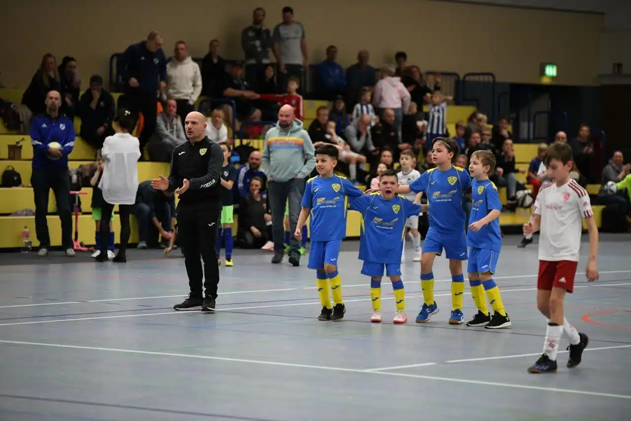 Blaues FSV-Team gewinnt Trockenbau Markwart-Cup 35