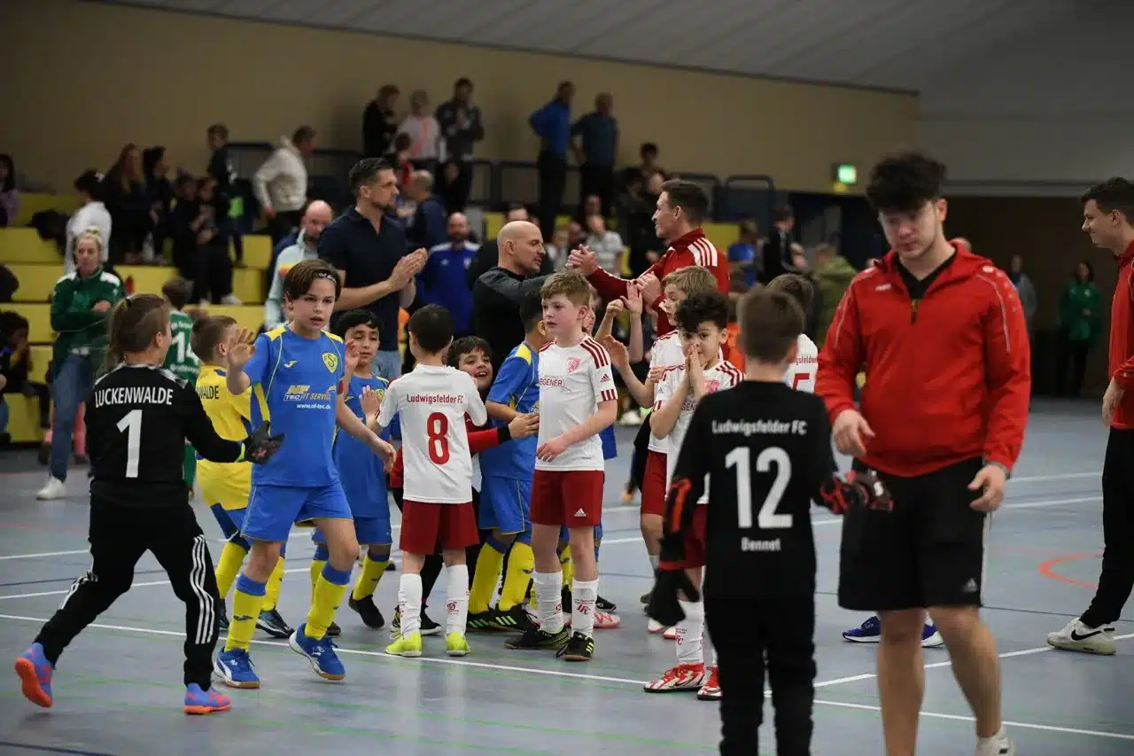 Blaues FSV-Team gewinnt Trockenbau Markwart-Cup 37