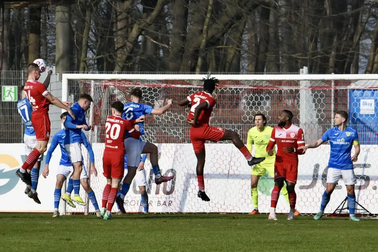 Verdienter Punktgewinn beim Tabellenführer 22