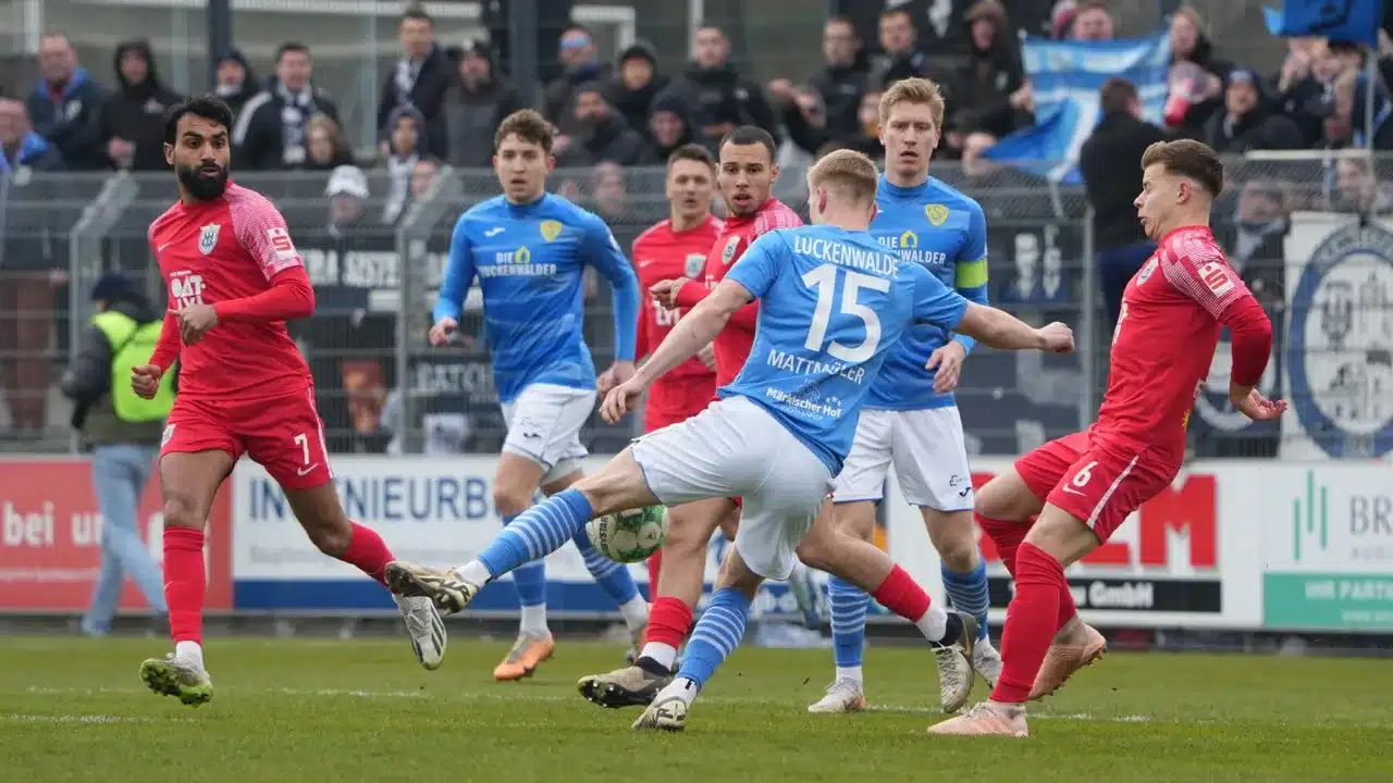 Babelsberg dreht Hinrundenergebnis und siegt verdient 4 Babelsberg dreht Hinrundenergebnis und siegt verdient 4