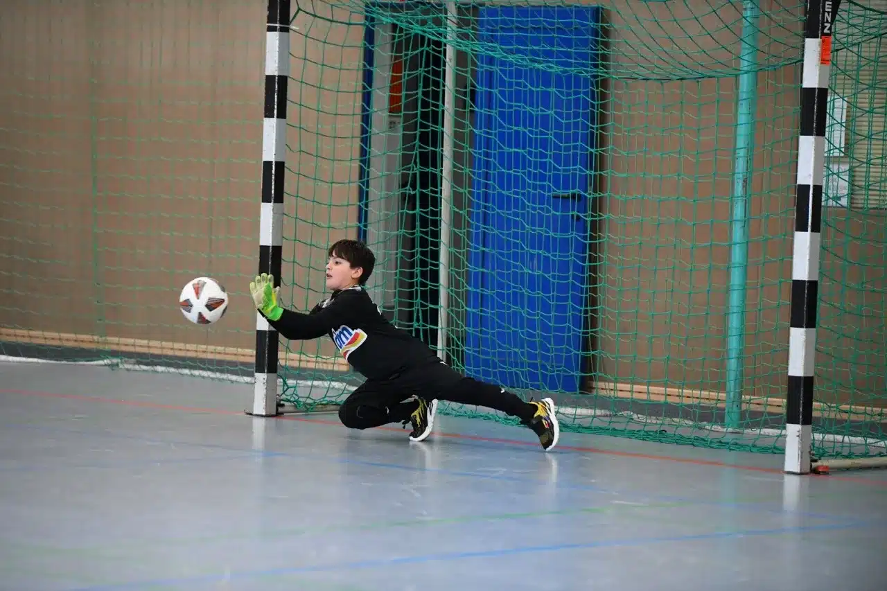 Blaues FSV-Team gewinnt RS Fliesen-Design-Cup 16