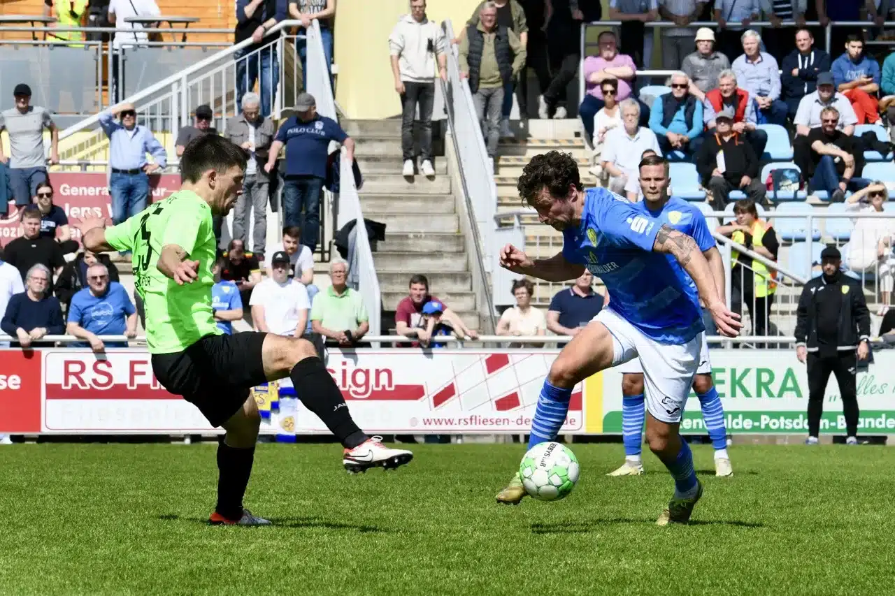 Chemnitzer Sieg in einem ausgeglichenen Spiel 12