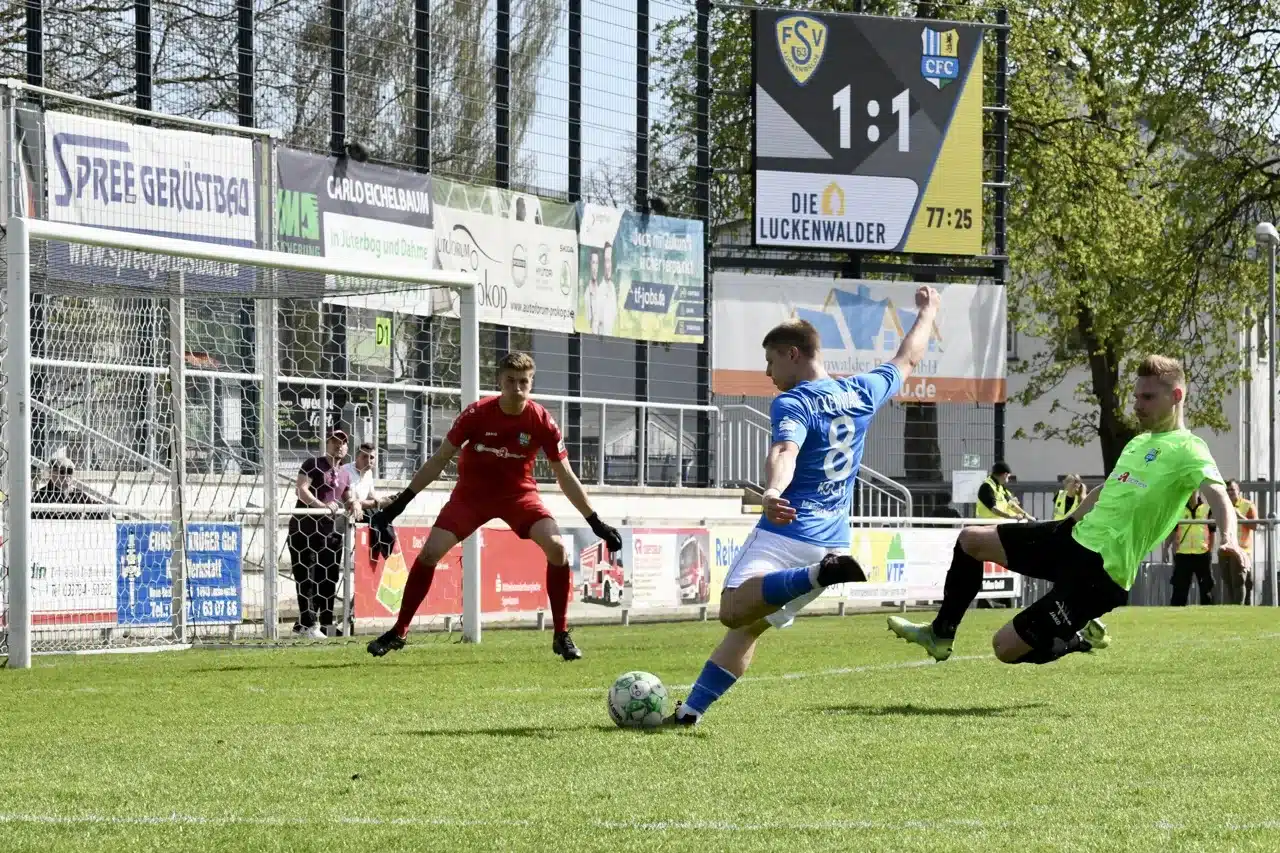 Chemnitzer Sieg in einem ausgeglichenen Spiel 25