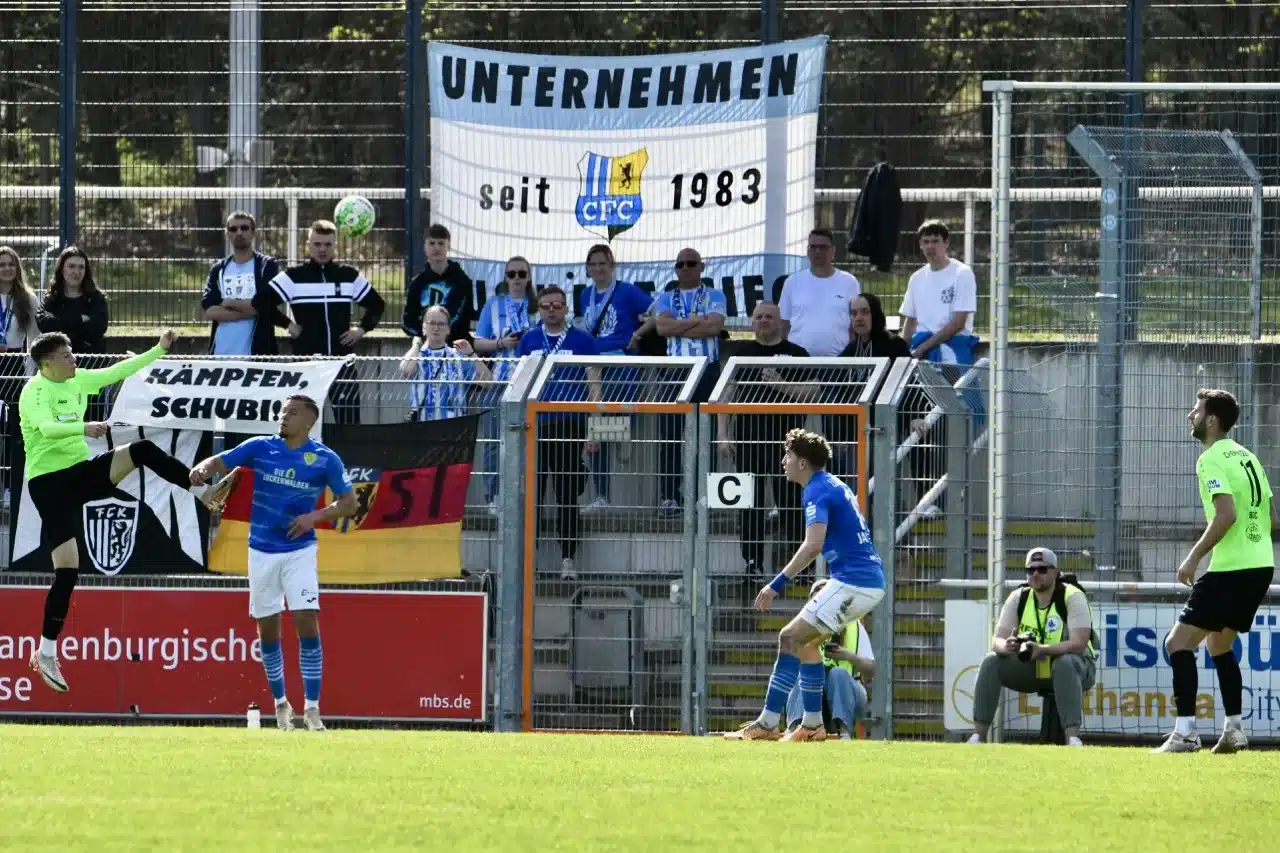 Chemnitzer Sieg in einem ausgeglichenen Spiel 2