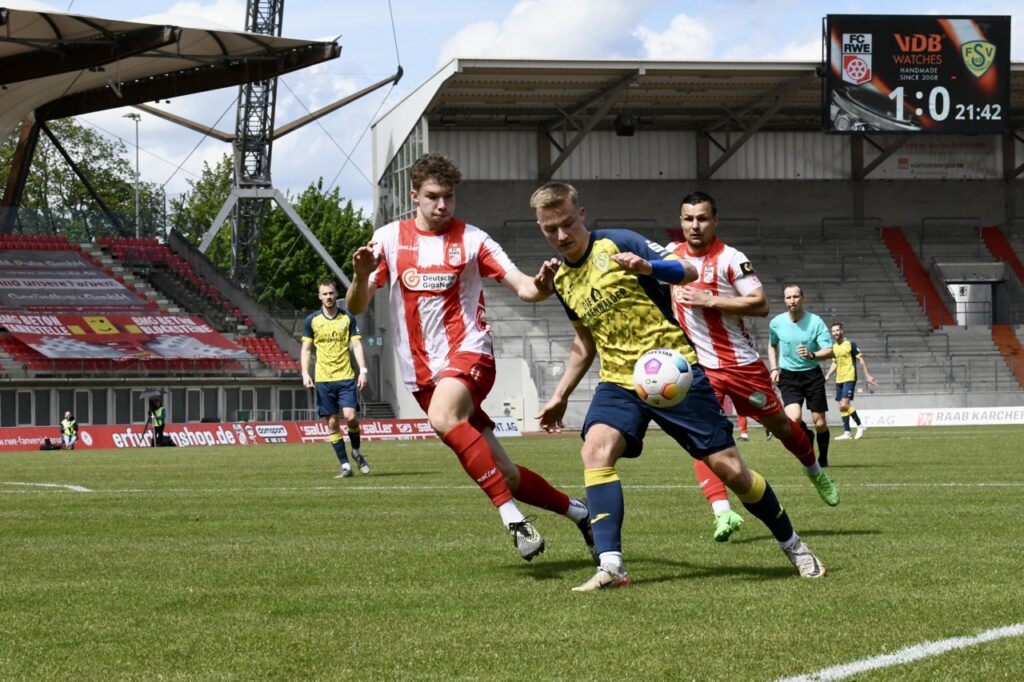 Gebrauchter Tag für den FSV im Erfurter Steigerwald 16
