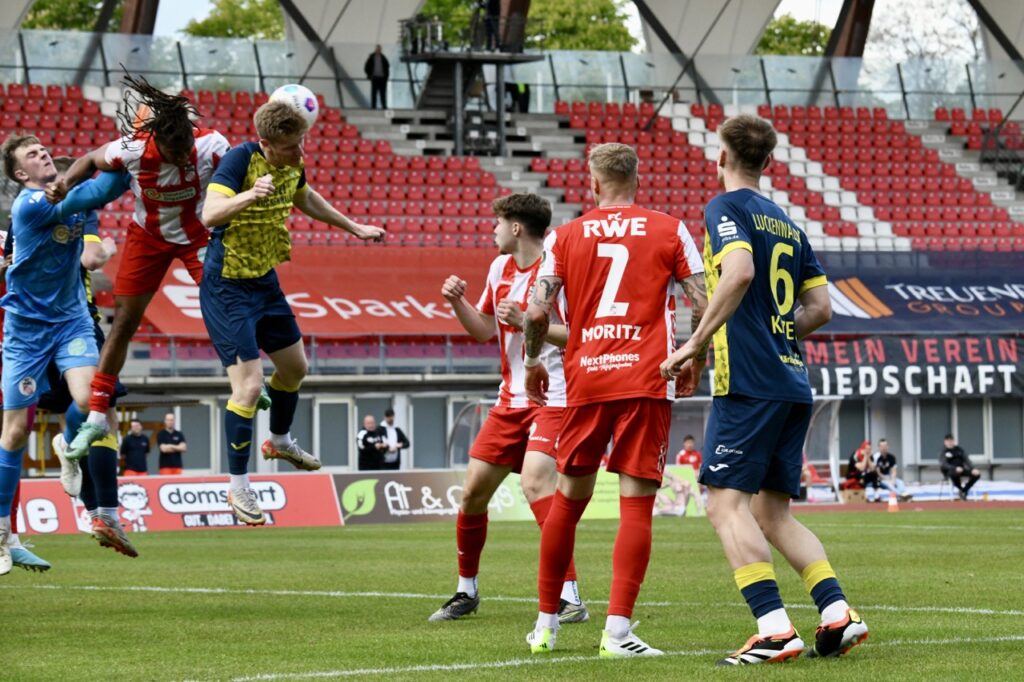 Gebrauchter Tag für den FSV im Erfurter Steigerwald 17