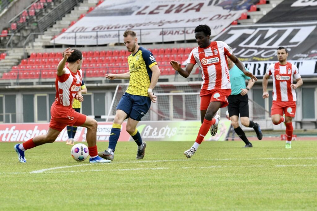 Gebrauchter Tag für den FSV im Erfurter Steigerwald 24