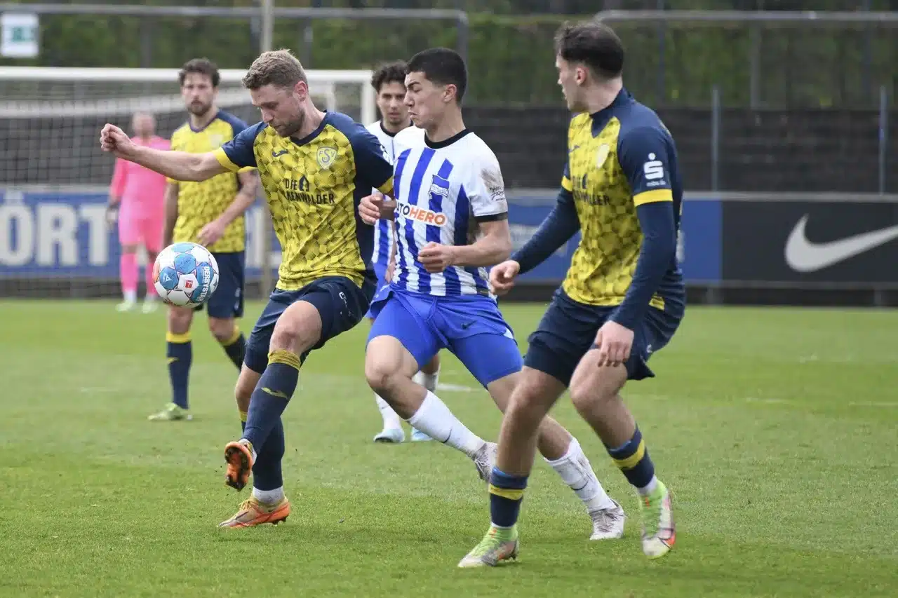 Gastspiel bei der Hertha-Reserve 1