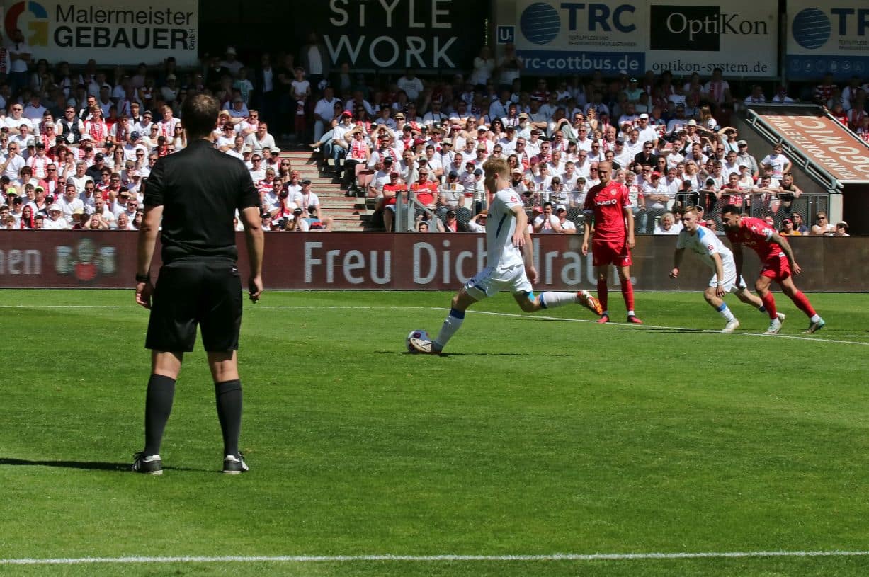 Der FSV verschiebt Energies Aufstiegsparty 4