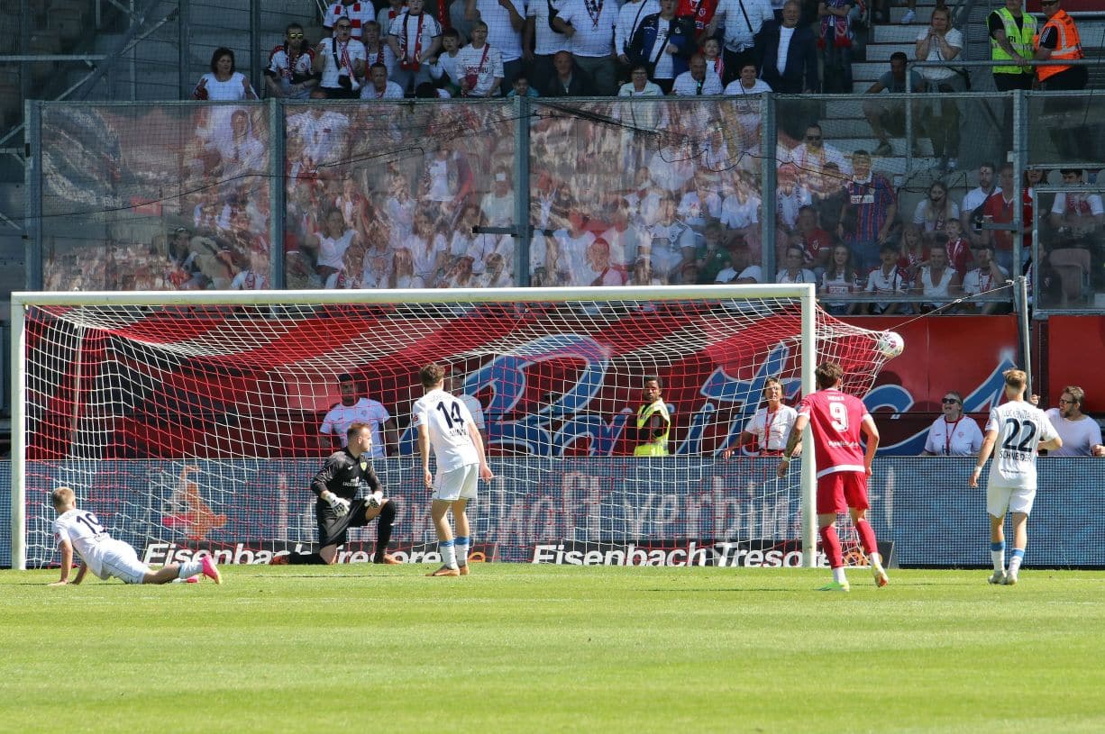 Der FSV verschiebt Energies Aufstiegsparty 12