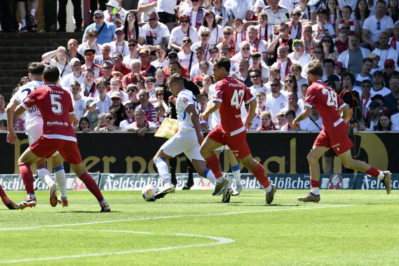 Der FSV verschiebt Energies Aufstiegsparty 19