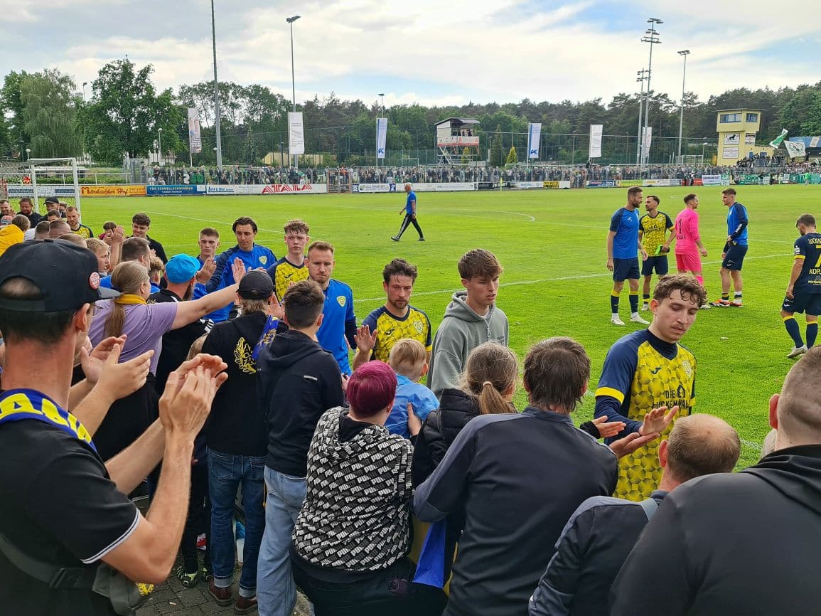 Danke an den Support unseres Fanklubs 7