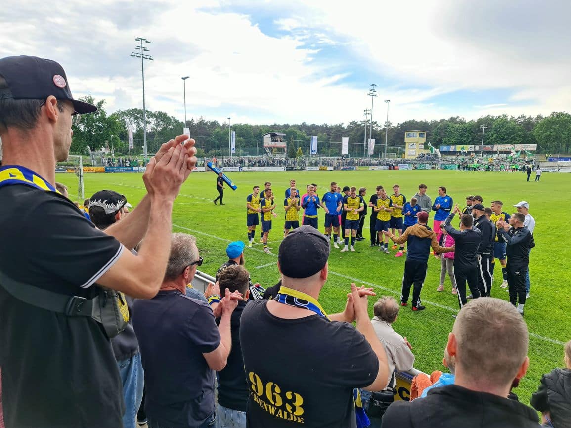 Danke an den Support unseres Fanklubs 10