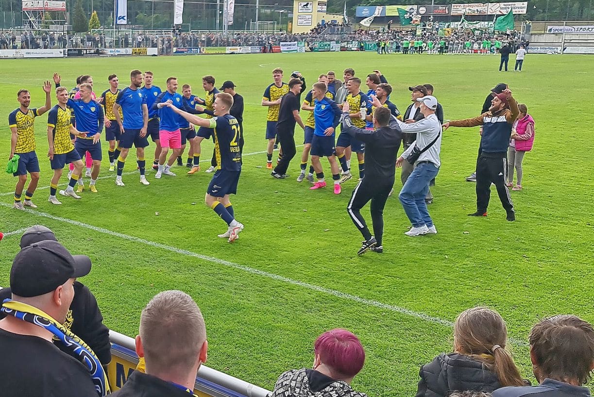 Danke an den Support unseres Fanklubs 15