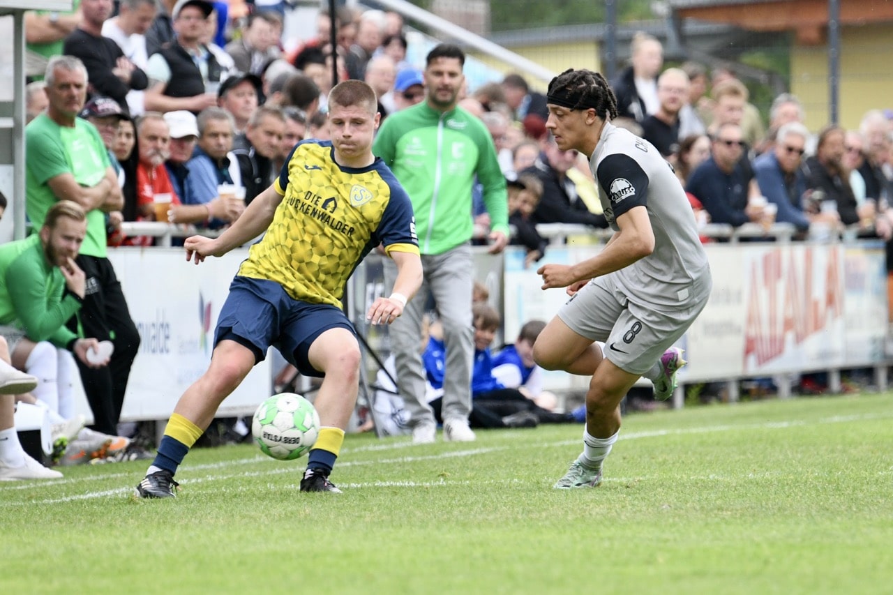 Der FSV verabschiedet 11 Spieler 31