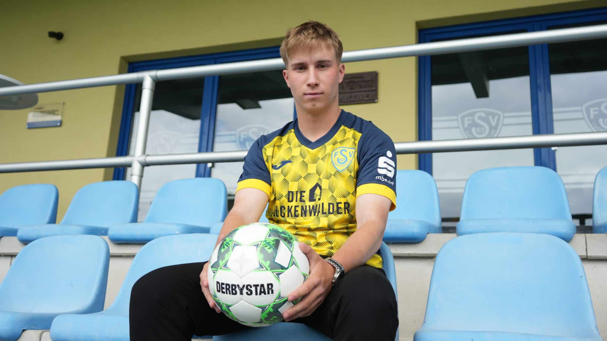 7. Zugang - Wir verpflichten Fritz Schröder 2