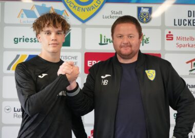 Zugang Nummer 10: Wir verpflichten Bela Rebensburg 2