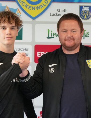 Zugang Nummer 10: Wir verpflichten Bela Rebensburg 22